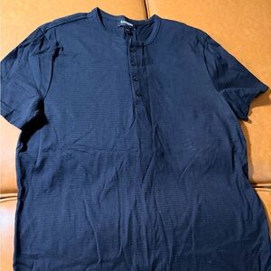 Express Men's Black Short-Sleeve Henley Shirt